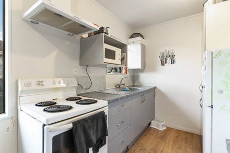 Photo of property in 2/17 Kent Road, Manurewa, Auckland, 2102