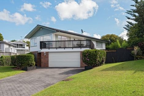 Photo of property in 14 Judkins Crescent, Cockle Bay, Auckland, 2014