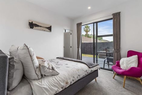 Photo of property in 10 Huaota Place, Botany Downs, Auckland, 2010