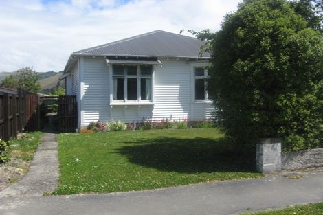 Photo of property in 54 Sandwich Road, Beckenham, Christchurch, 8023