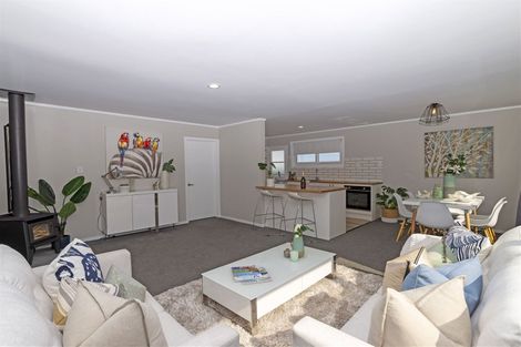 Photo of property in 1/29 Cranston Street, Torbay, Auckland, 0632