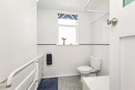 Photo of property in 9 Braithwaite Street, Karori, Wellington, 6012