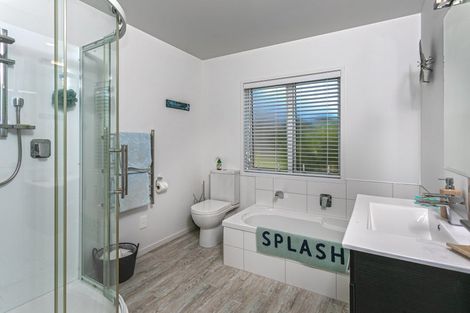 Photo of property in 88 Kowhai Drive, Te Kouma, Coromandel, 3581