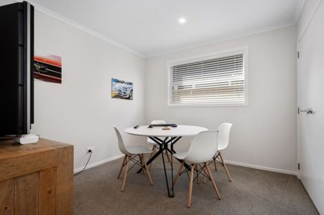 Photo of property in 17 Parkside Mews, Papamoa, 3118
