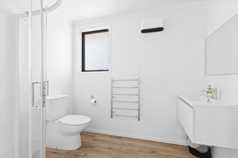 Photo of property in 90 Derby Street, Westport, 7825