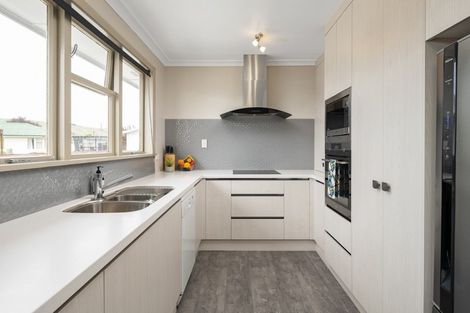 Photo of property in 16 Gill Crescent, Redwoodtown, Blenheim, 7201