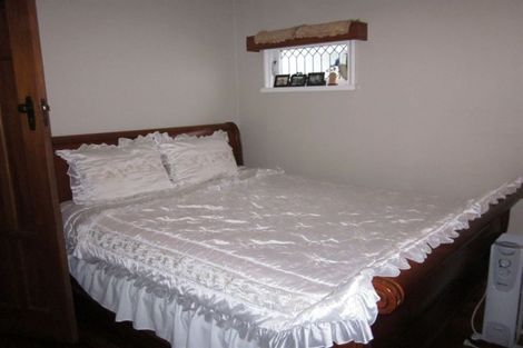 Photo of property in 1298 Dominion Road, Mount Roskill, Auckland, 1041