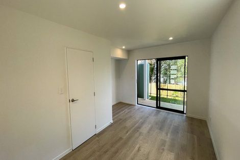 Photo of property in 1/7 South Pacific Place, Henderson, Auckland, 0612