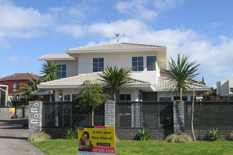 Photo of property in 23a Sunbrae Grove, Mount Maunganui, 3116