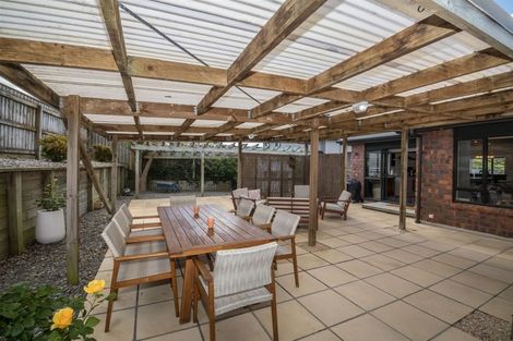 Photo of property in 6 Aotea Drive, Aotea, Porirua, 5024