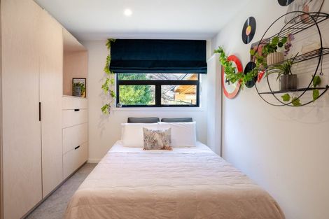 Photo of property in 10 Preston Drive, Arrowtown, 9302