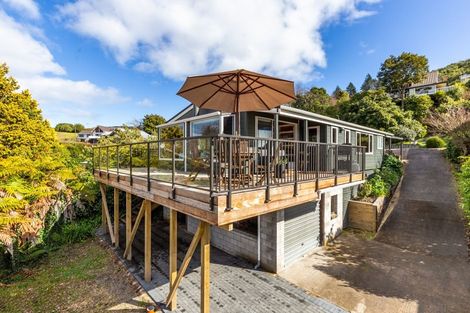 Photo of property in 28 Ewing Grove, Acacia Bay, Taupo, 3330