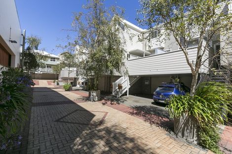 Photo of property in 39 Little George Street, Thorndon, Wellington, 6011