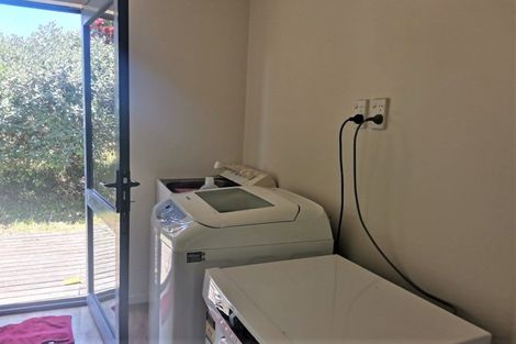 Photo of property in 34 Manaia View Road, One Tree Point, 0118