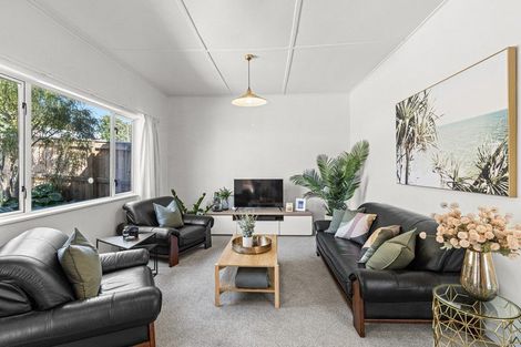 Photo of property in 42 Gaine Street, New Plymouth, 4310