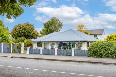 Photo of property in 21 Mona Square, Ashburton, 7700