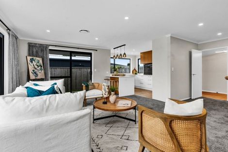 Photo of property in 18d Virginia Place, Whalers Gate, New Plymouth, 4310