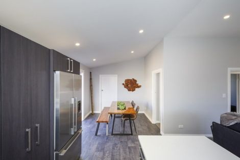 Photo of property in 102 Ferguson Street, West End, Palmerston North, 4412