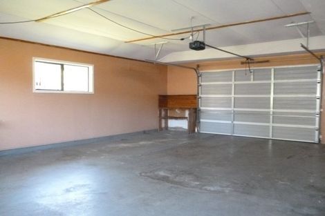 Photo of property in 1 Pohutukawa Drive, Pukete, Hamilton, 3200