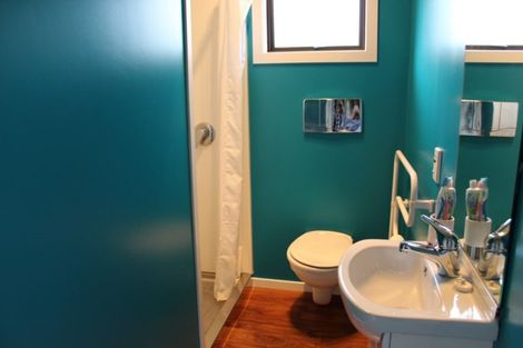 Photo of property in 12 Moana Crescent, Te Anau, 9600