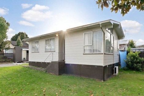 Photo of property in 14 Astor Place, Manurewa, Auckland, 2102
