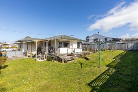 Photo of property in 12 Pratt Street, Waitara, 4320