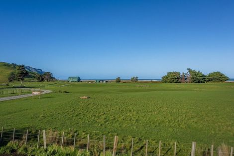 Photo of property in 79 Seaview Road, Herbertville, 4970