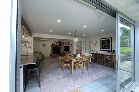 Photo of property in 96 Maupuia Road, Maupuia, Wellington, 6022