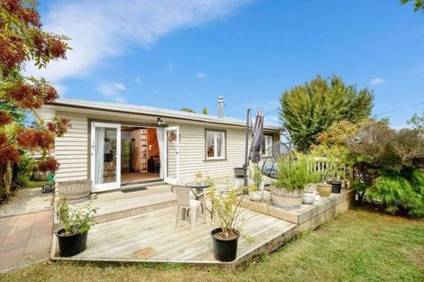 Photo of property in 1/141 Edmonton Road, Te Atatu South, Auckland, 0610