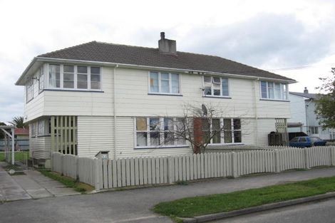 Photo of property in 62-64 Cameron Crescent, Masterton, 5810