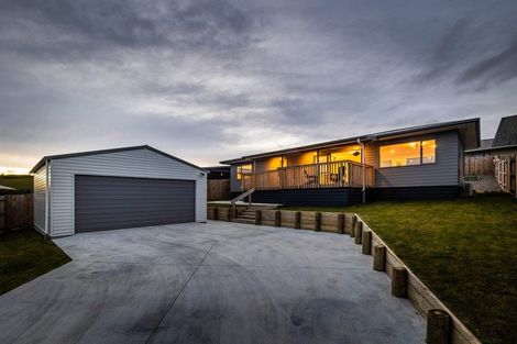 Photo of property in 18 Poplar Grove, Feilding, 4702