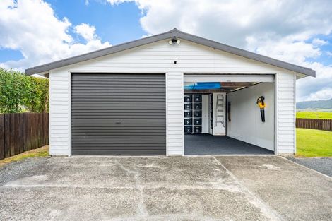 Photo of property in 28 Bickerstaffe Road, Maungaturoto, 0520