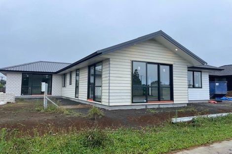 Photo of property in 1 Vogue Circle, Vogeltown, New Plymouth, 4310