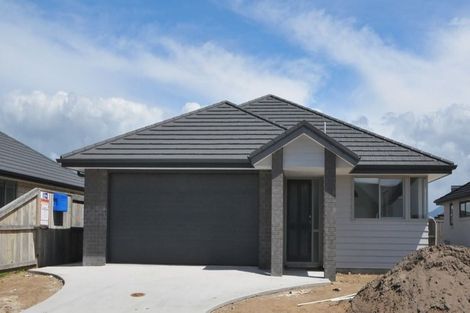 Photo of property in 20 Kotiate Street, Papamoa Beach, Papamoa, 3118
