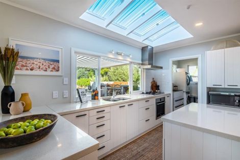 Photo of property in 7 Hauraki Road, Hauraki, Auckland, 0622