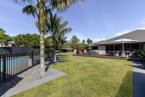 Photo of property in 55 Shelter Grove, Frankleigh Park, New Plymouth, 4310