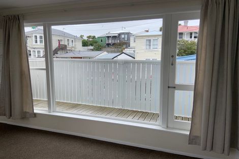 Photo of property in 144 Tasman Street, Mount Cook, Wellington, 6021