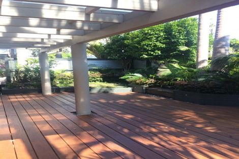 Photo of property in 2/39 Church Street, Northcote Point, Auckland, 0627