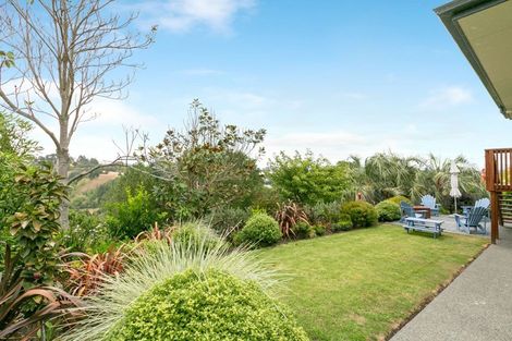 Photo of property in 73 Hikanui Drive, Havelock North, 4130