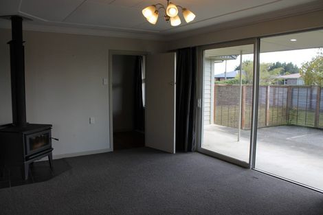 Photo of property in 63 Albert Street, Winton, 9720