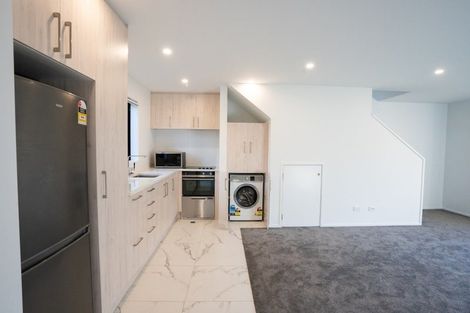 Photo of property in 2/176 Cambridge Terrace, Fairfield, Lower Hutt, 5011