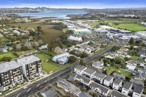 Photo of property in 4/45 Anzac Street, Takapuna, Auckland, 0622