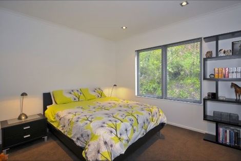 Photo of property in 1 Upper Lewisville Terrace, Thorndon, Wellington, 6011