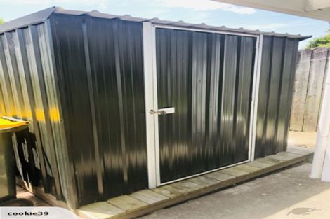 Photo of property in 1/90 Pupuke Road, Hillcrest, Auckland, 0627