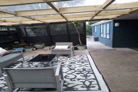 Photo of property in 140 Arawhata Road, Paraparaumu, 5032