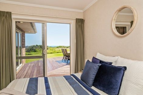 Photo of property in 282 Tai Road, Opunake, 4681