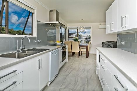 Photo of property in 65 Luckens Road, West Harbour, Auckland, 0618