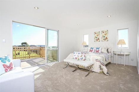 Photo of property in 73 San Valentino Drive, Henderson, Auckland, 0612