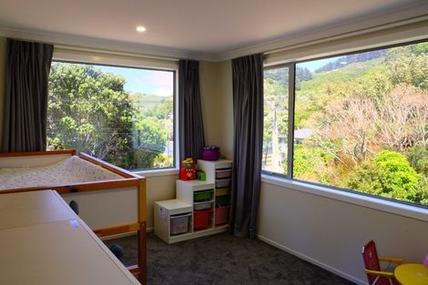 Photo of property in 1/102 Chester Road, Tawa, Wellington, 5028