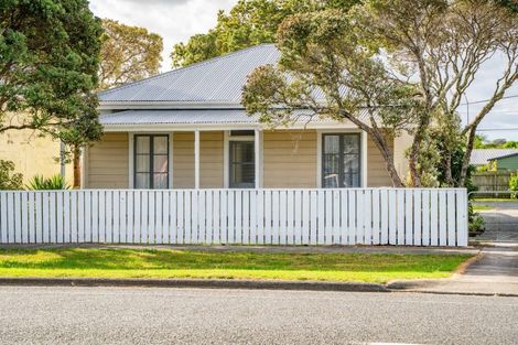 Photo of property in 166 Victoria Street, Dargaville, 0310